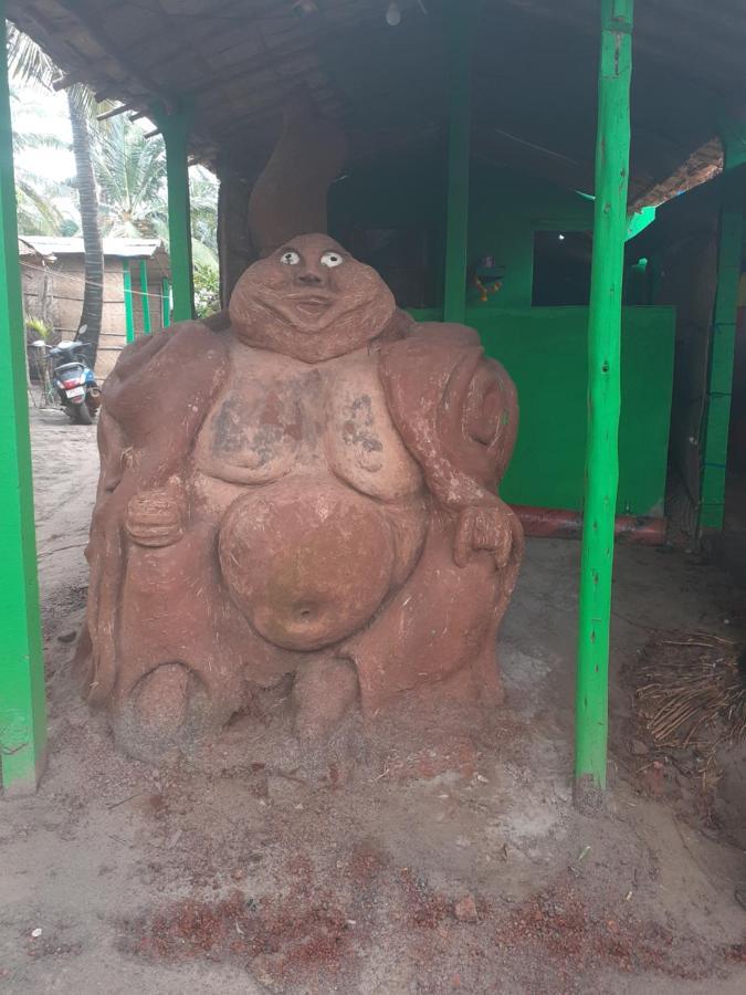 Laughing Buddha Arambol Bagian luar foto
